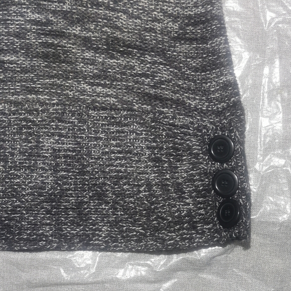 Razzle Dazzle large L  Dark Grey Gray tweed light grey V neck sweater - Picture 2 of 13